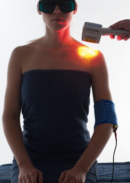 Zariadenie Polaris HP S na vysokoenergetickú a biostimulačnú laserovú terapiu